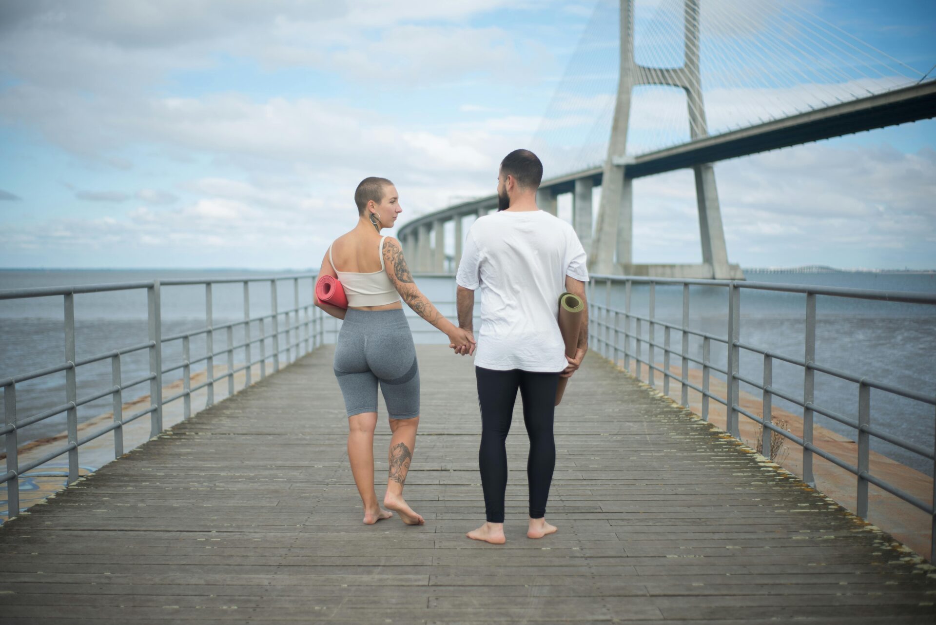 Kostenloses Stock Foto zu aktivbekleidung, aktiver lebensstil, barfuß